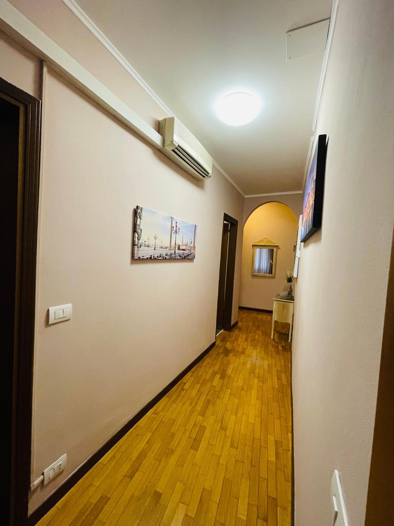 Ca' Torretta - San Marco Apartment Венеція Екстер'єр фото